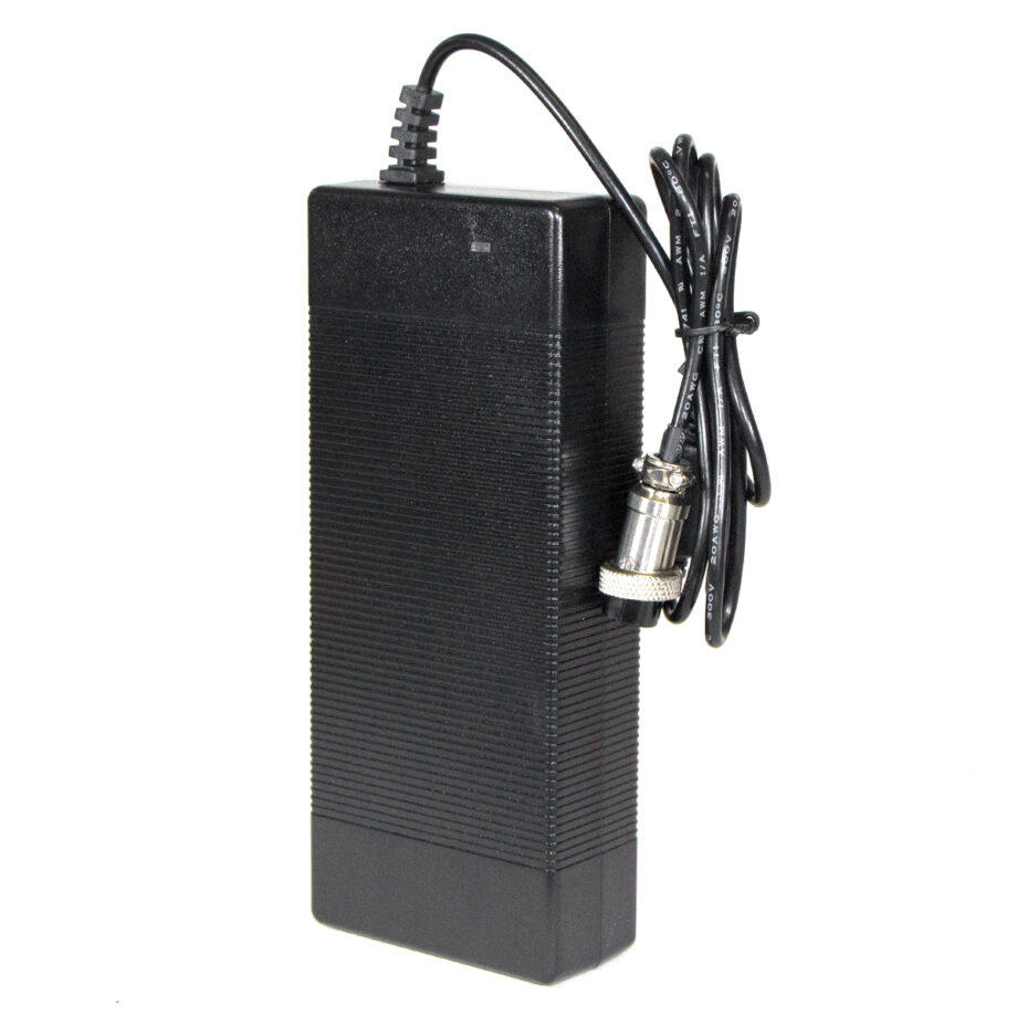 Caricabatterie GX16 a 3 pin 54.6 (versione premium senza ventola) [Suniik]