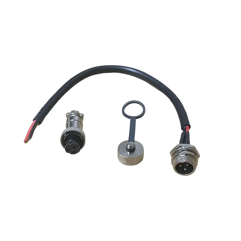 Toma de Carga de 3 Pin GX12 con Tapa